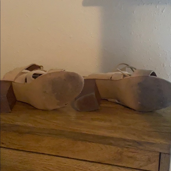 Steve Madden emalena tan heels size 6 - Picture 5 of 5